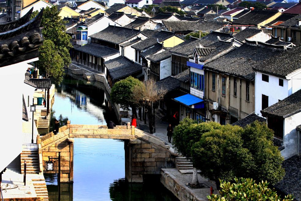 kimgoestoshanghaibyplane用tomorrow改写句子？游戏画面